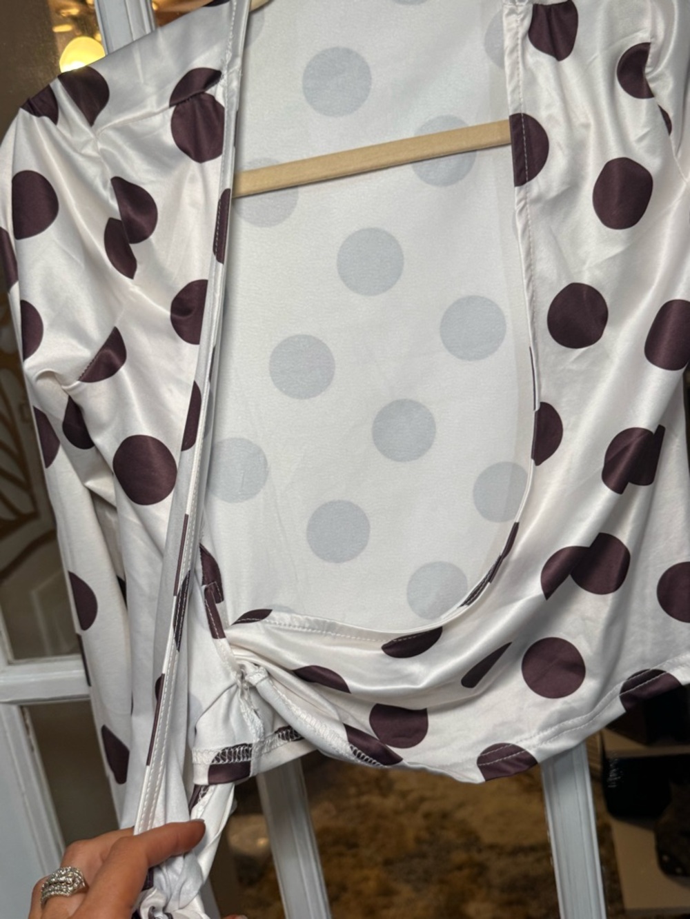 🟤🟤🟤 Polka Dot Tie-Front Satin Top - Brown on Cream Wrap yoga top - Picture 4 of 6
